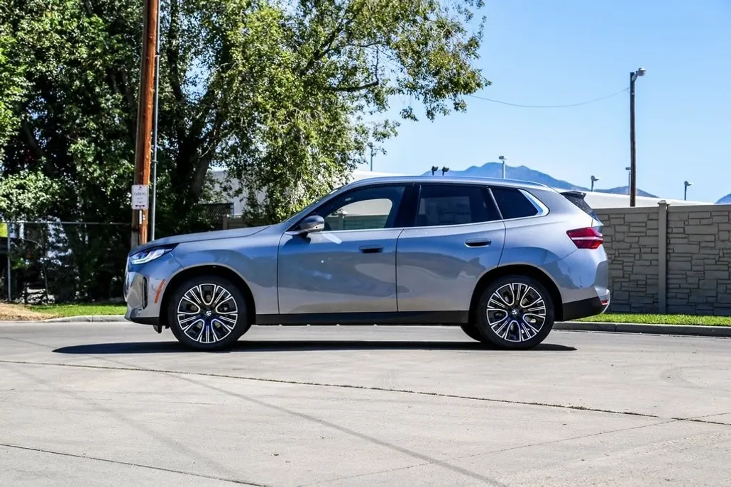 2025 Bmw X3 30x Drive photo 1