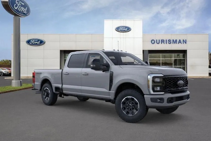 2026 Ford F-250 Lariat photo 1