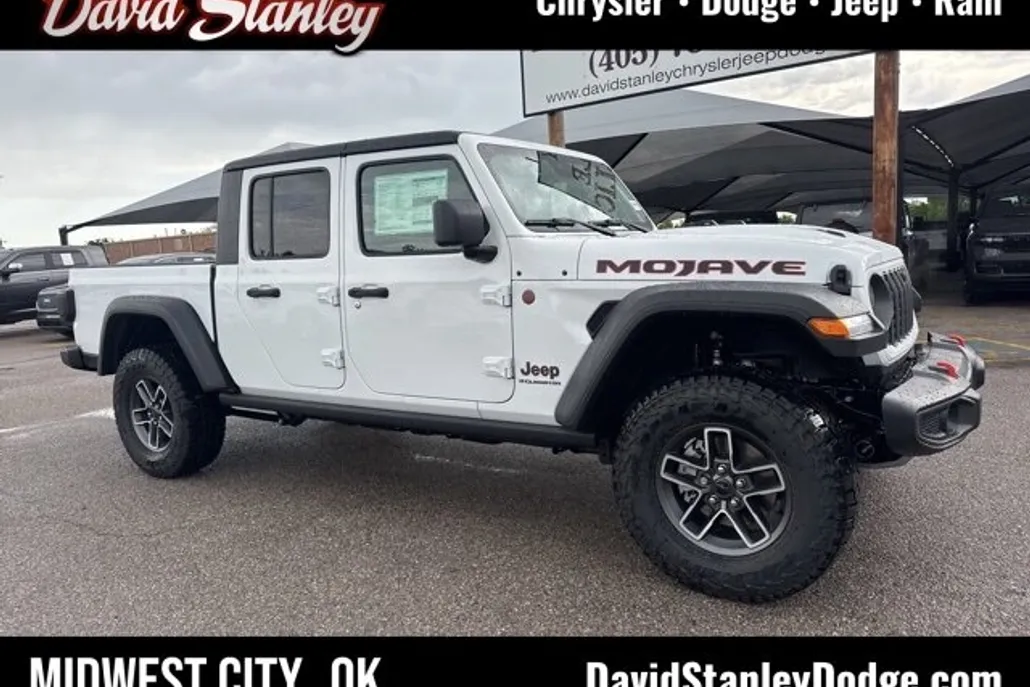 2025 Jeep Gladiator Mojave photo 1