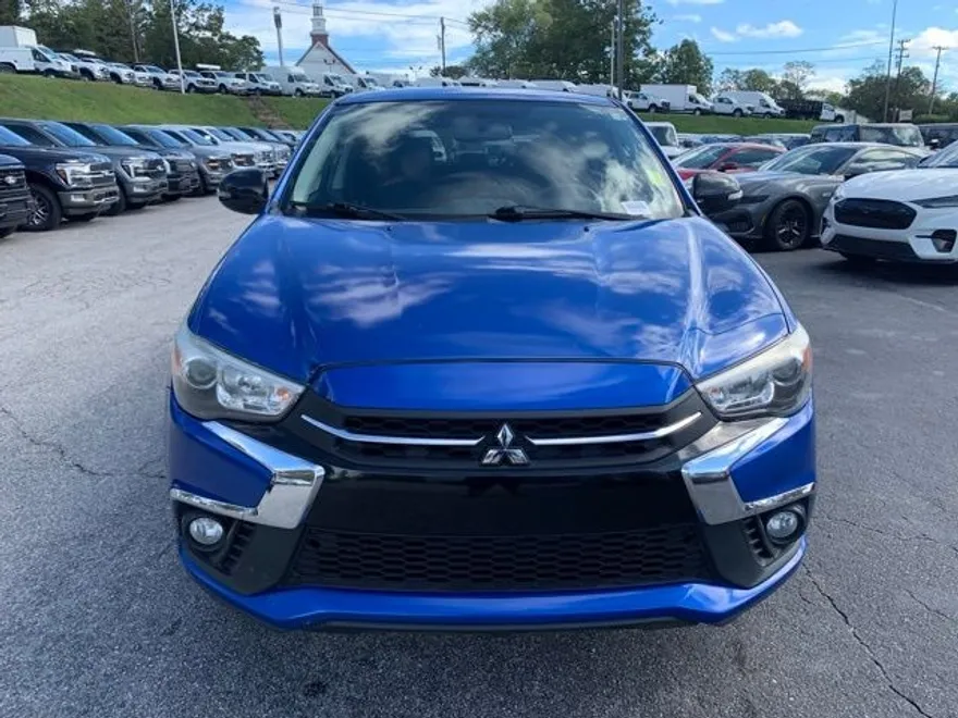 2019 Mitsubishi Outlander Sport LE photo 1