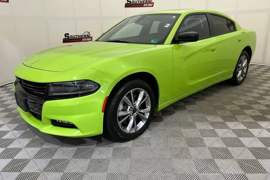 2023 Dodge Charger SXT photo 1