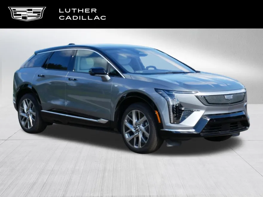 2025 Cadillac Optiq Luxury photo 1