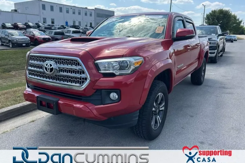 2016 Toyota Tacoma SR photo 1