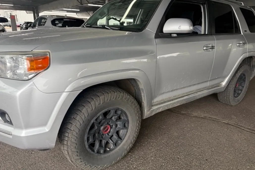 2013 Toyota 4Runner SR5 4WD photo 1