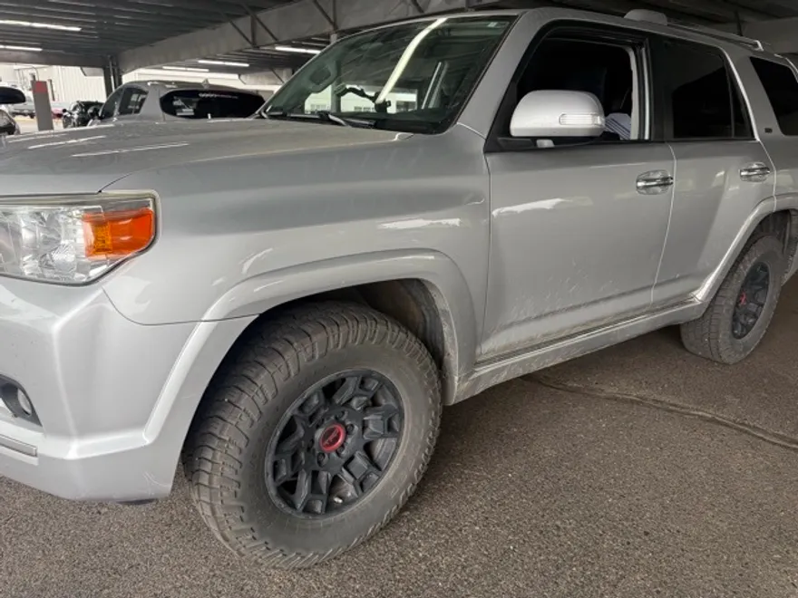 2013 Toyota 4Runner SR5 4WD photo 1