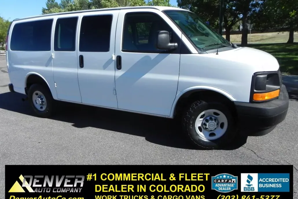 2017 Chevrolet Express LS 2500 photo 1