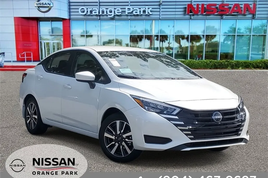 2025 Nissan Versa SV photo 1