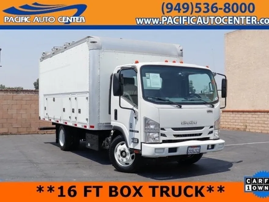 2020 Isuzu NRR photo 1