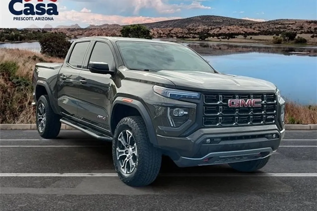 2023 Gmc Canyon AT4 photo 1