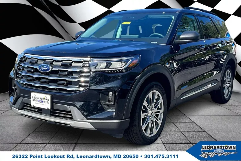 2025 Ford Explorer photo 1