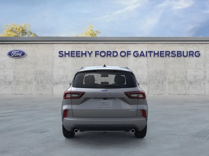 2024 Ford Escape ST-Line Select photo 1
