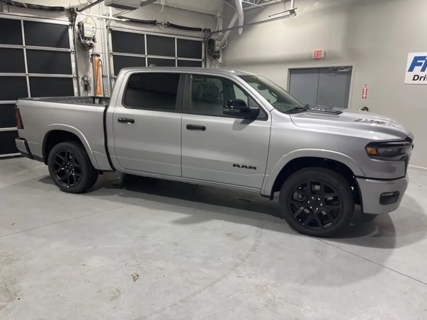 2025 Ram 1500 Laramie photo 1