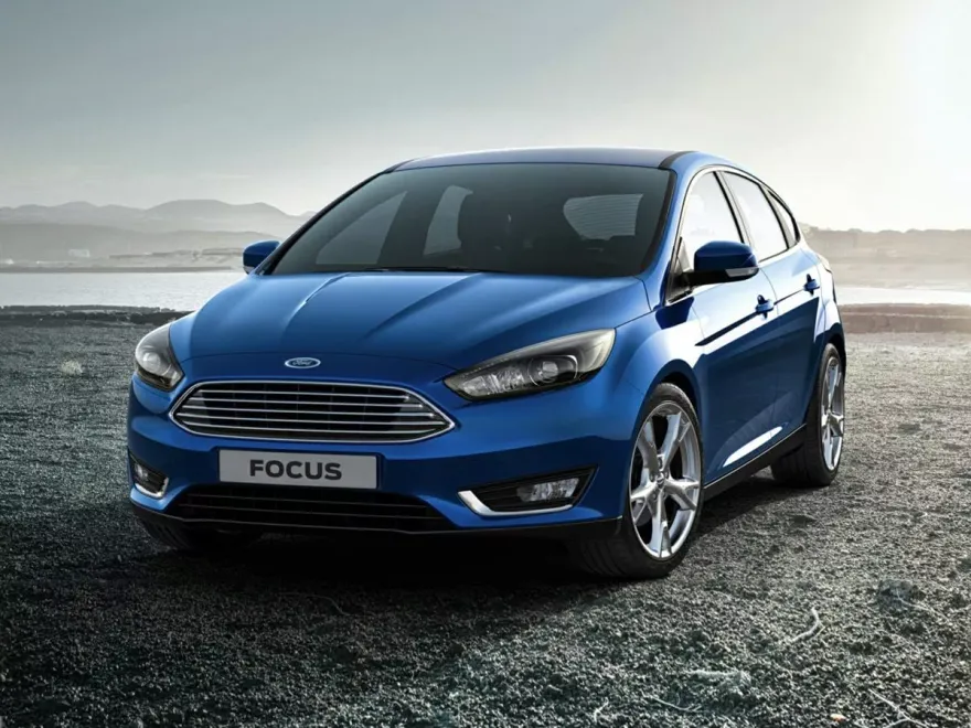 2017 Ford Focus SEL photo 1