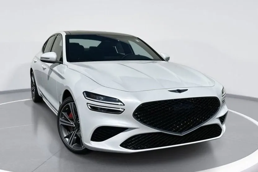 2025 Genesis G70 2.5T Sport Prestige photo 1