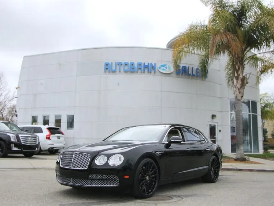 2015 Bentley Flying Spur V8 photo 1