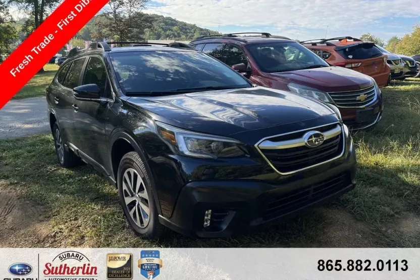 2022 Subaru Outback Premium photo 1