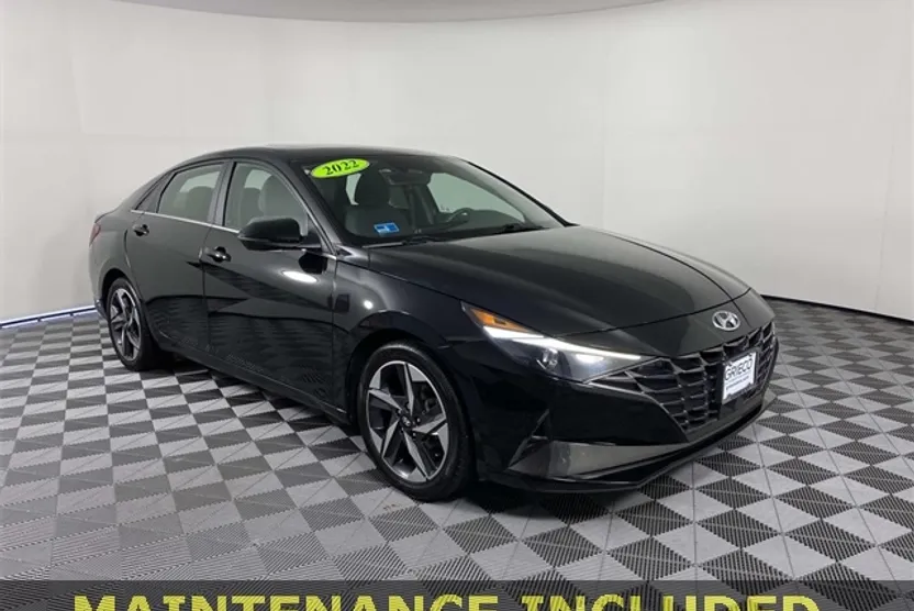 2022 Hyundai Elantra SEL photo 1