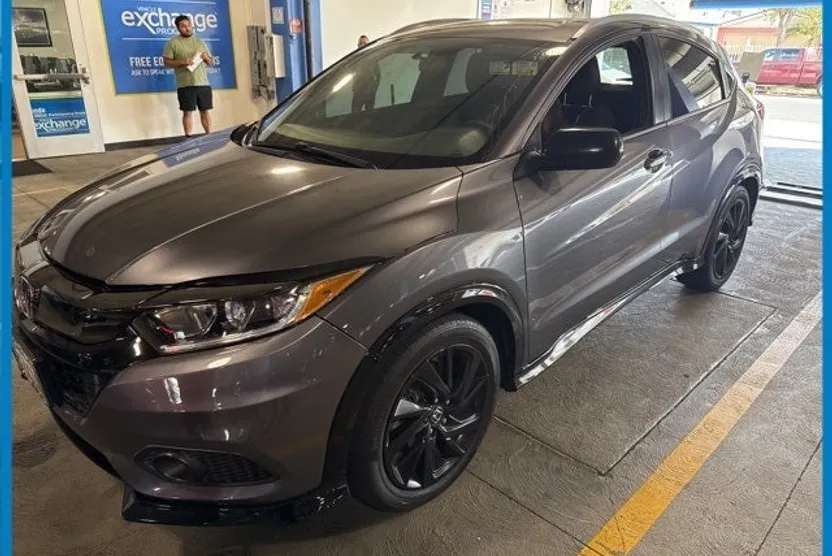 2021 Honda HR-V Sport photo 1