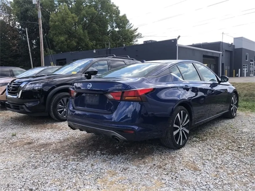 2020 Nissan Altima 2.5 SR photo 1