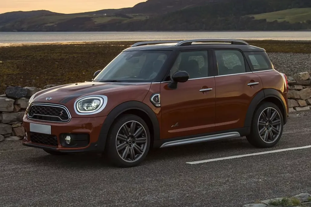 2019 Mini Countryman S ALL4 photo 1