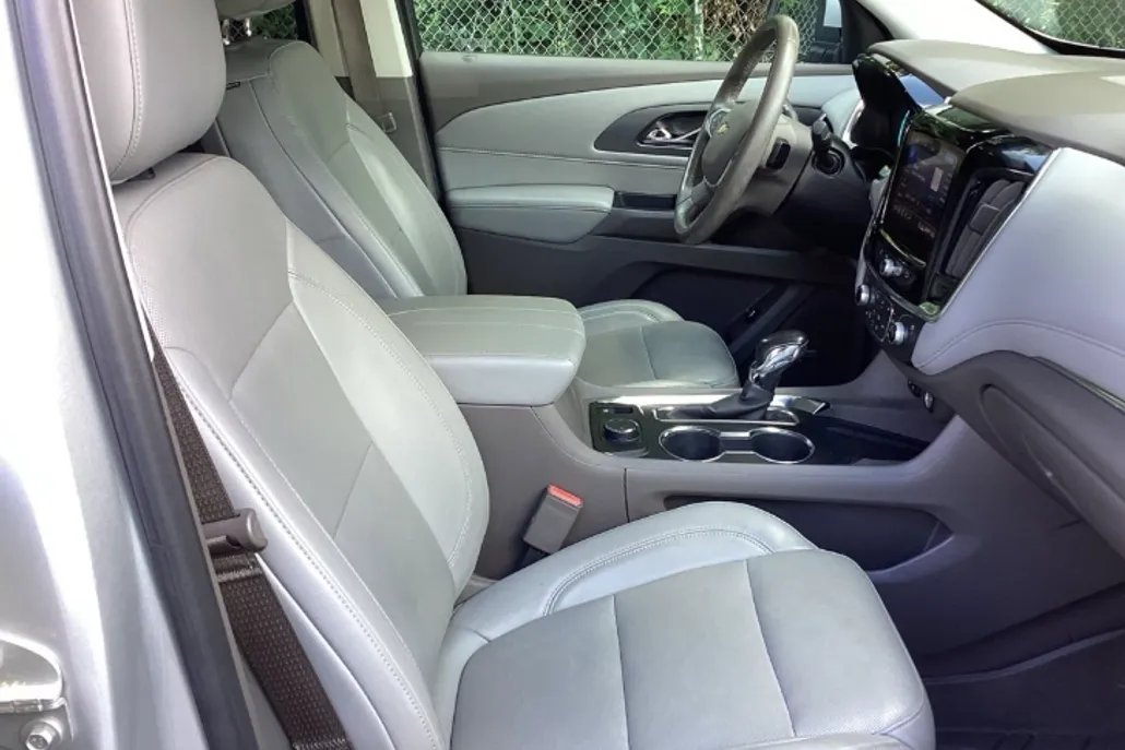 2021 Chevrolet Traverse Premier photo 1