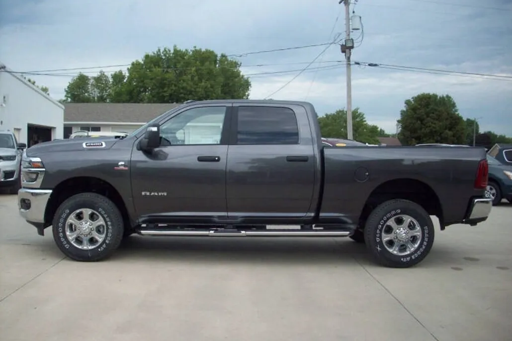 2025 Ram 2500 Big Horn photo 1