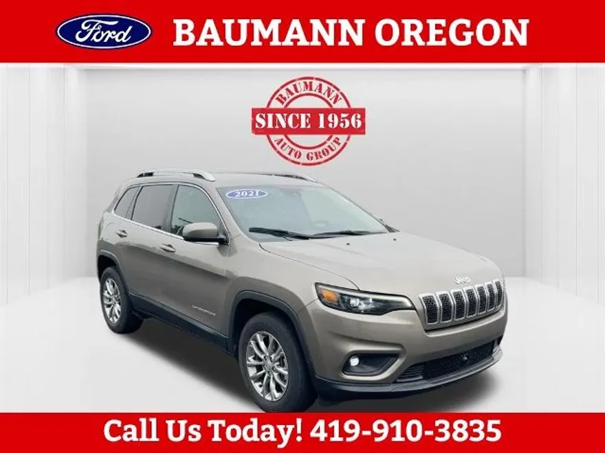 2021 Jeep Cherokee Latitude Lux photo 1