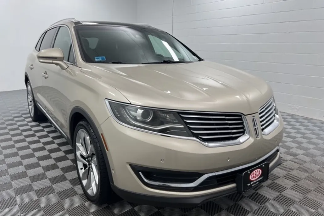 2017 Lincoln MKX Reserve photo 1