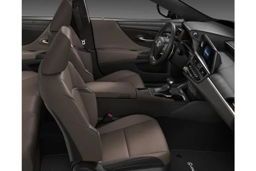 2025 Lexus ES 300h photo 1