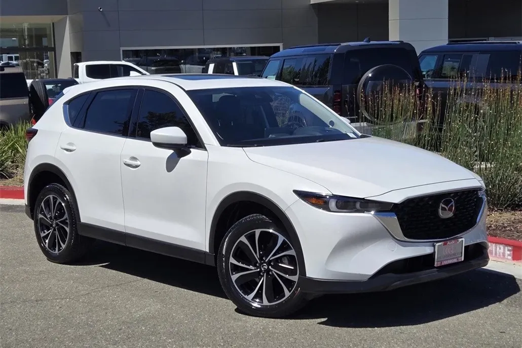2023 Mazda CX-5 2.5 Premium Plus photo 1