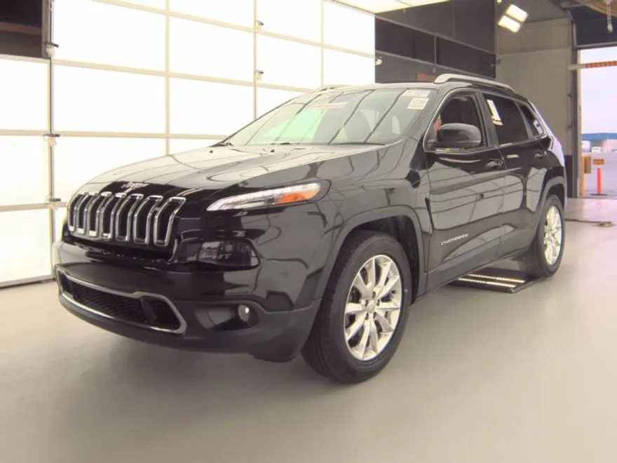 2015 Jeep Cherokee Limited photo 1