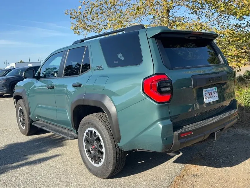 2025 Toyota 4Runner TRD Off-Road Premium Sport photo 1