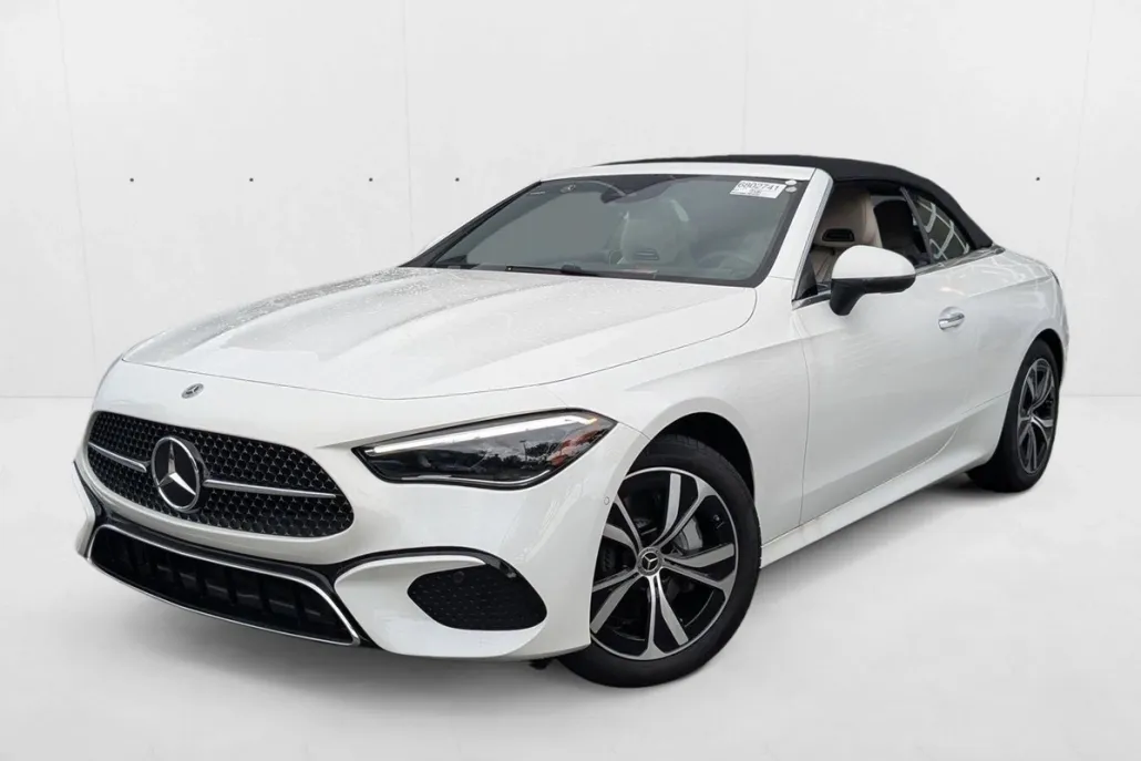2025 Mercedes Benz CLE 300 4MATIC photo 1