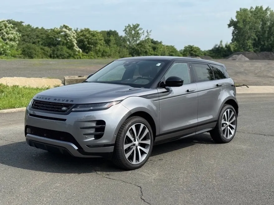 2026 Land Rover Range Rover Evoque Dynamic SE photo 1