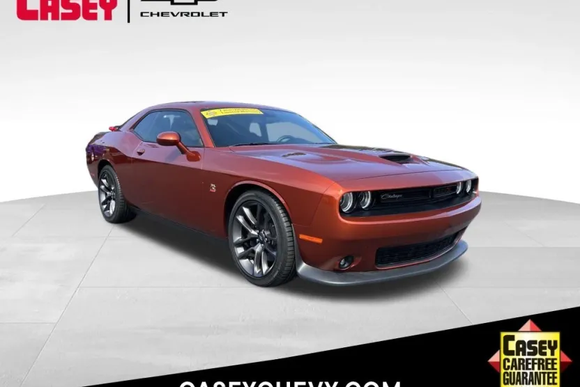 2023 Dodge Challenger R/T Scat Pack photo 1
