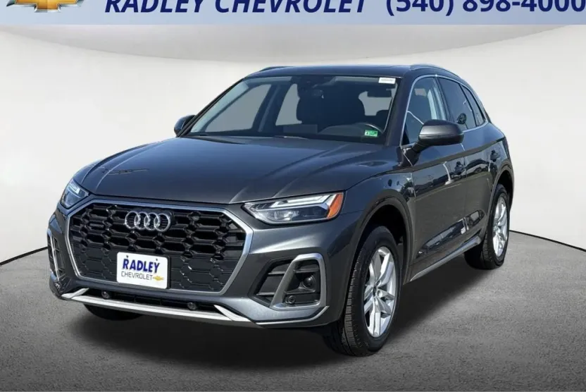 2022 Audi Q5 45 S line Premium photo 1