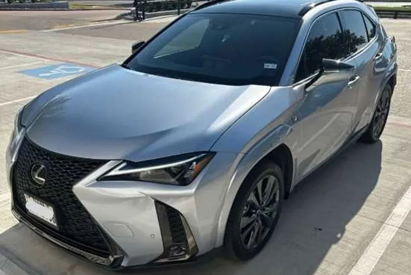 2023 Lexus UX 250h F SPORT Handling photo 1