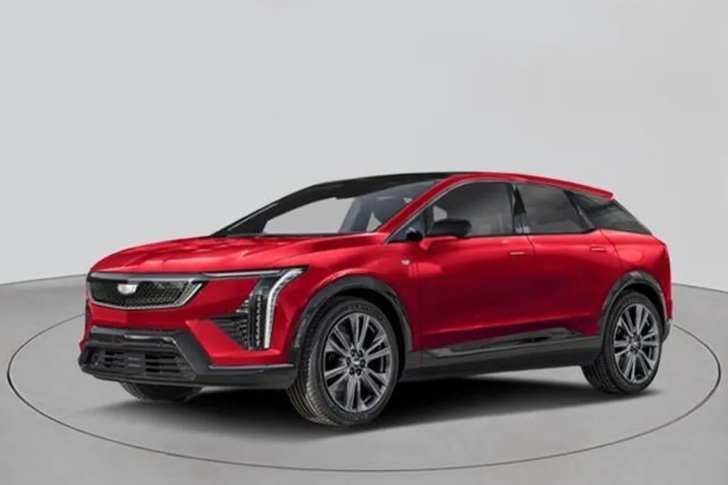 2025 Cadillac Optiq Luxury photo 1