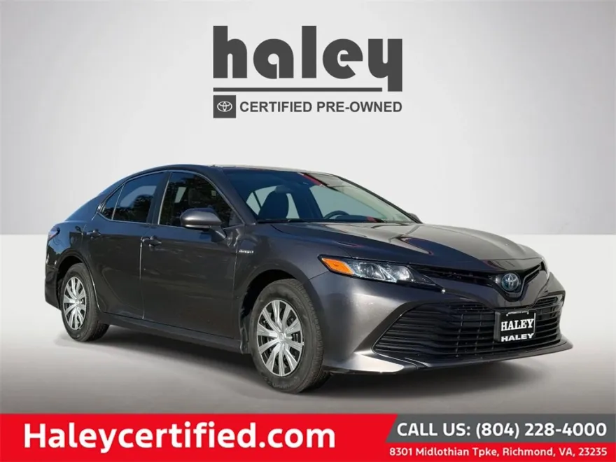 2020 Toyota Camry Hybrid LE photo 1