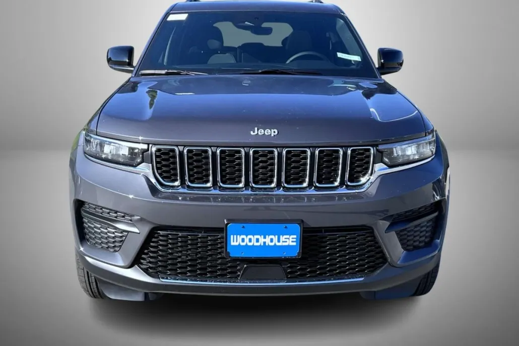 2025 Jeep Grand Cherokee Laredo X photo 1