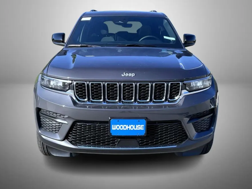 2025 Jeep Grand Cherokee Laredo X photo 1