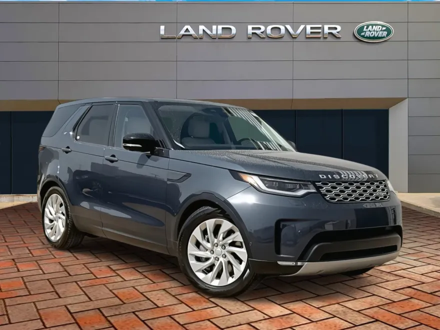 2025 Land Rover Discovery S photo 1