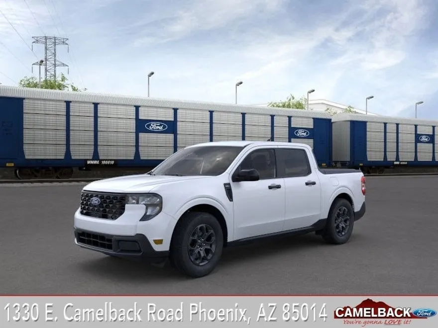2025 Ford Maverick XLT photo 1