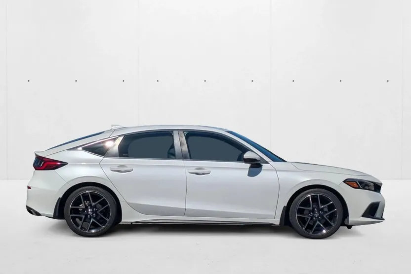 2022 Honda Civic Sport Touring Hatchback photo 1