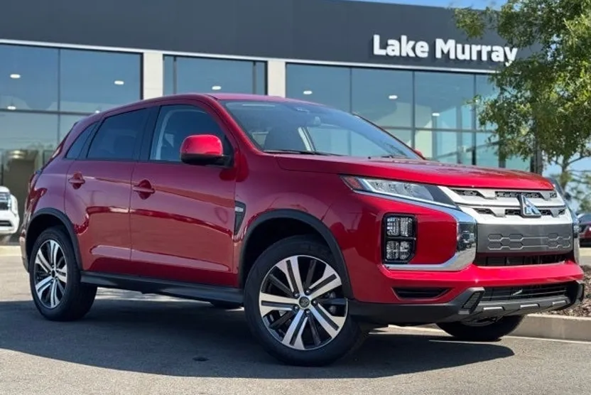 2025 Mitsubishi Outlander Sport ES SE LE photo 1