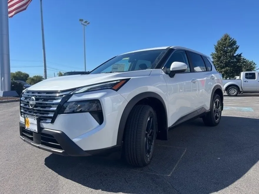 2026 Nissan Rogue SV photo 1