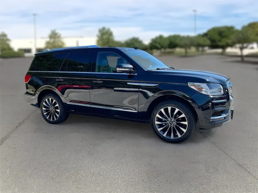 2021 Lincoln Navigator Reserve photo 1