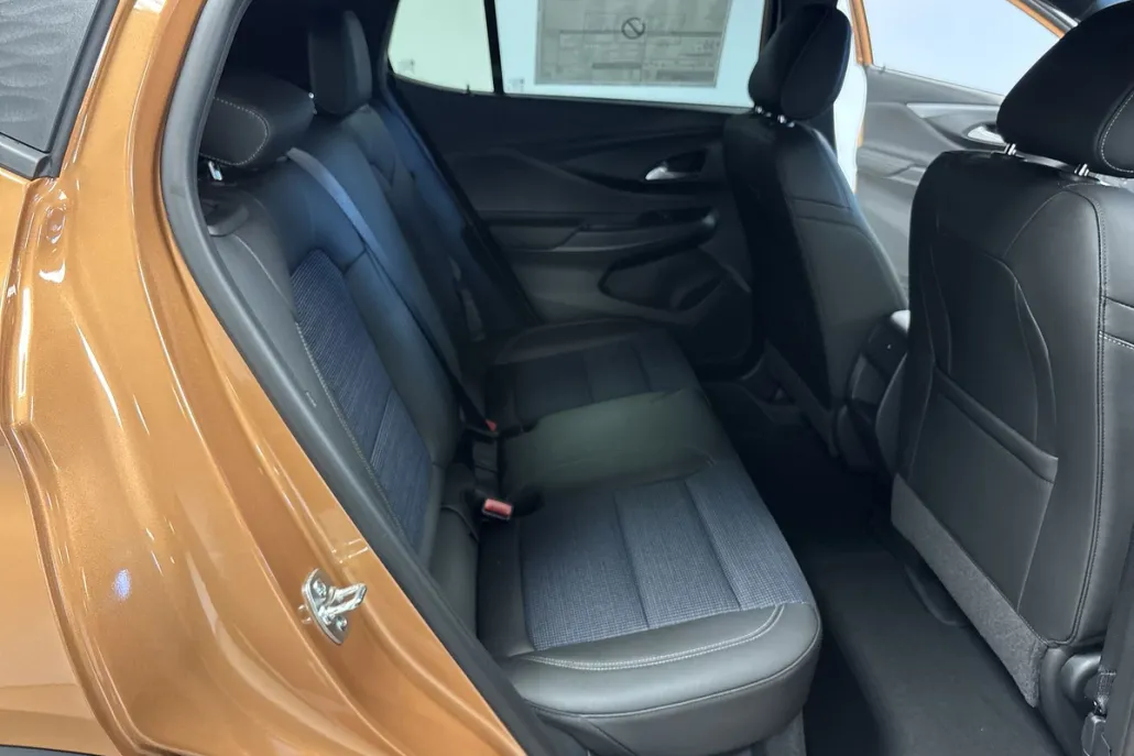 2025 Buick Envista Preferred photo 1
