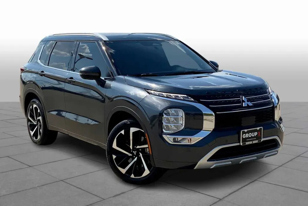 2024 Mitsubishi Outlander SEL S-AWC photo 1