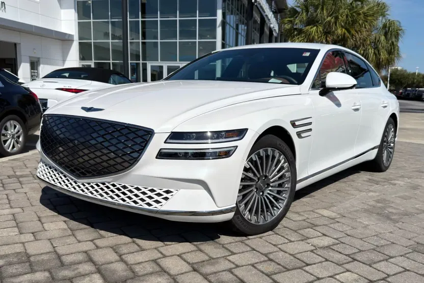 2024 Genesis Electrified G80 Advanced Prestige photo 1